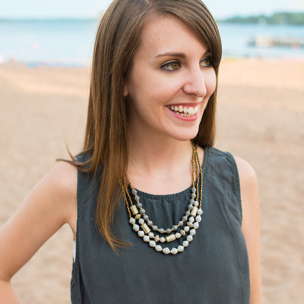 Mirriam: Gray/Bronze